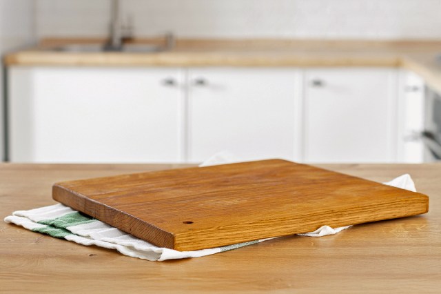 The Secret to a Stable Cutting Board